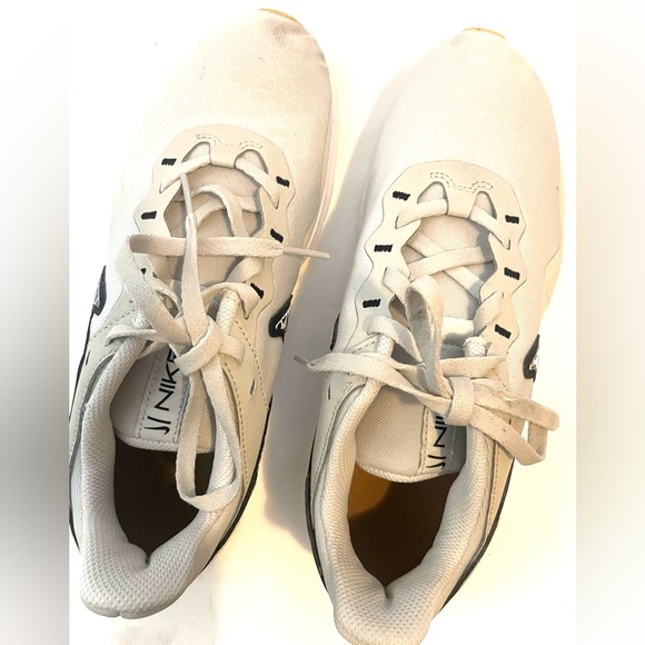 Nike leopard print sneakers. Size 7.5. - Picture 9 of 9